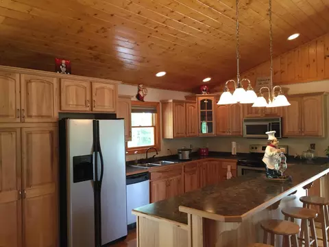 1074 Old Barn Rd, Moneta, VA 24121 photo 11
