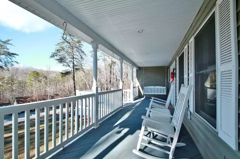 1074 Old Barn Rd, Moneta, VA 24121 photo 5