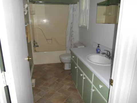 384 Lakeside Rd, Penhook, VA 24137 photo 4