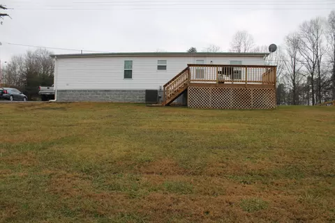 1032 Tiger Dr, Goodview, VA 24095 photo 10
