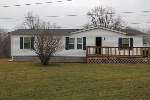 1032 Tiger Dr, Goodview, VA 24095 photo 1