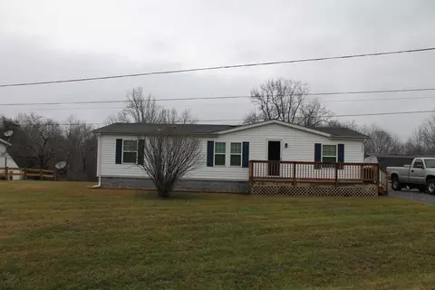1032 Tiger Dr, Goodview, VA 24095 photo 2
