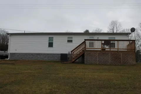 1032 Tiger Dr, Goodview, VA 24095 photo 11