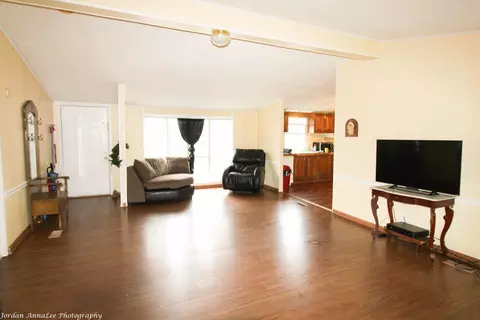 3572 Spradlin Rd, Goodview, VA 24095 photo 3