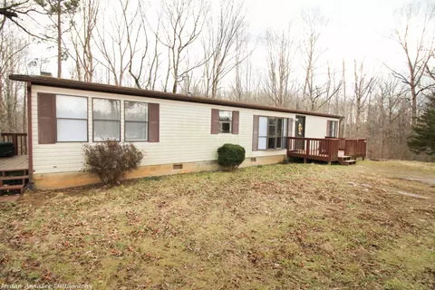3572 Spradlin Rd, Goodview, VA 24095 photo 1