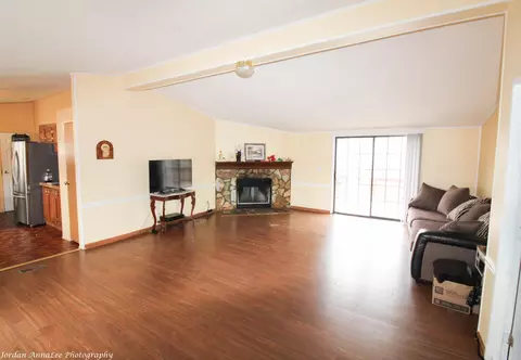 3572 Spradlin Rd, Goodview, VA 24095 photo 2