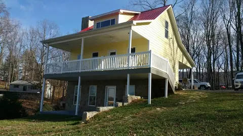 305 Locust Ln, Penhook, VA 24137 photo 10