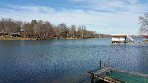 305 Locust Ln, Penhook, VA 24137 photo 8