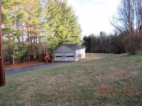 145 Penn Rd, Floyd, VA 24091 photo 4
