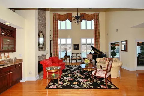 123 Windtree Pointe Dr, Moneta, VA 24121 photo 14