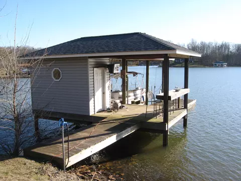 217 Spence Rd, Union Hall, VA 24176 photo 2
