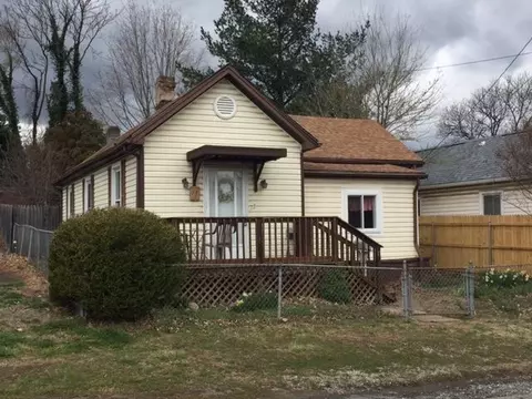 11 17th St SE, Roanoke, VA 24013 photo 1