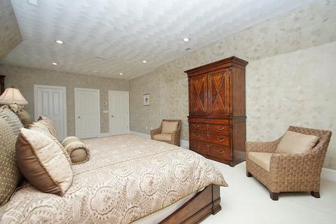 140 Island View Dr, Penhook, VA 24137 photo 89