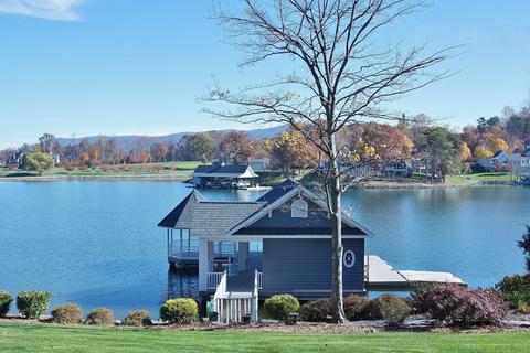 140 Island View Dr, Penhook, VA 24137 photo 145