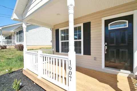1607 24th St NE, Roanoke, VA 24012 photo 2
