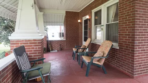 301 2nd St, Buchanan, VA 24066 photo 5