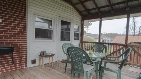 301 2nd St, Buchanan, VA 24066 photo 32
