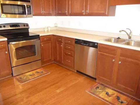 81 Maple St, Salem, VA 24153 photo 3