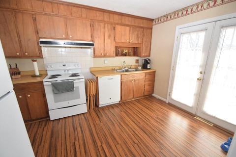 2885 Silver Leaf Dr, Salem, VA 24153 photo 9