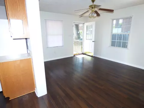 1801 Wayne St NE, Roanoke, VA 24012 photo 5