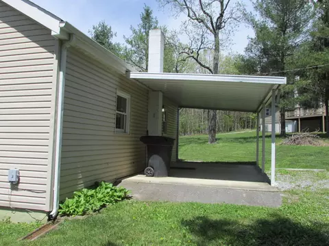 3553 Bennett Springs Rd, Salem, VA 24153 photo 3
