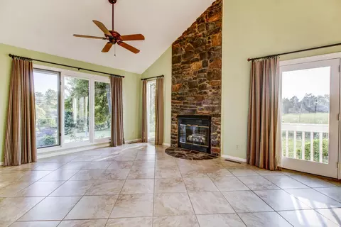 60 Shoreline Cir, Penhook, VA 24137 photo 15