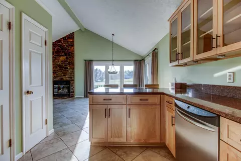 60 Shoreline Cir, Penhook, VA 24137 photo 18