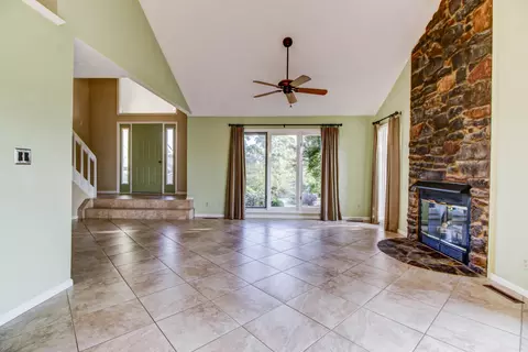 60 Shoreline Cir, Penhook, VA 24137 photo 14