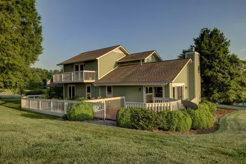 60 Shoreline Cir, Penhook, VA 24137 photo 41