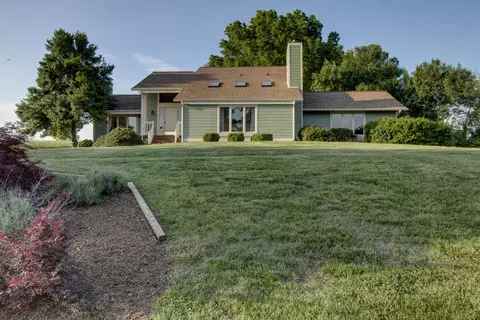 60 Shoreline Cir, Penhook, VA 24137 photo 2
