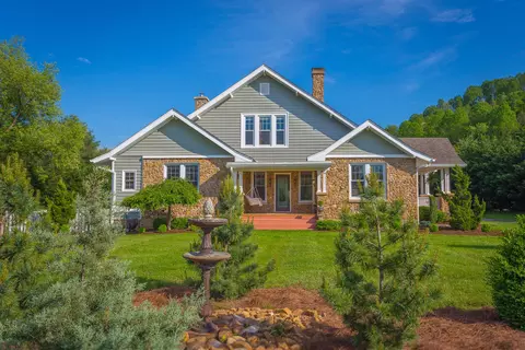 81 Hardbarger Rd, Buchanan, VA 24066 photo 1