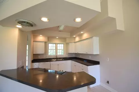 4027 Goodview Town Rd, Moneta, VA 24121 photo 4