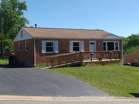 151 Return Rd, Roanoke, VA 24019 photo 1