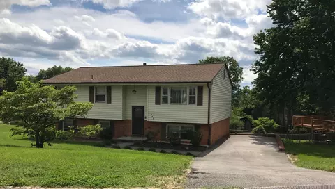 649 E Augusta Ave, Vinton, VA 24179 photo 8