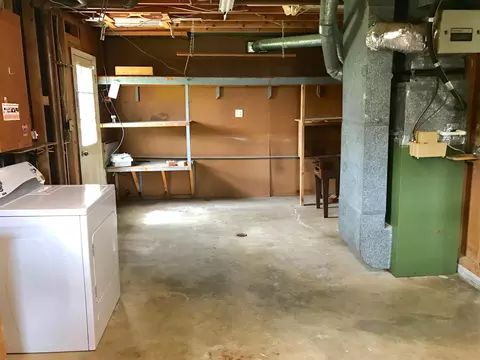 649 E Augusta Ave, Vinton, VA 24179 photo 23