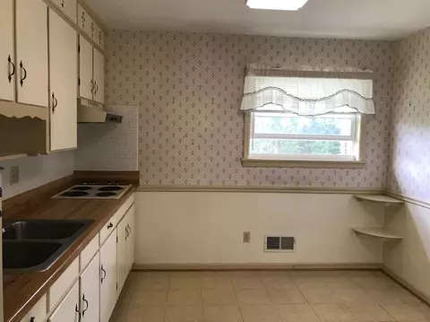 649 E Augusta Ave, Vinton, VA 24179 photo 13