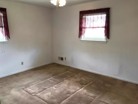 649 E Augusta Ave, Vinton, VA 24179 photo 15