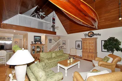 749 Dodee Ln, Union Hall, VA 24176 photo 9