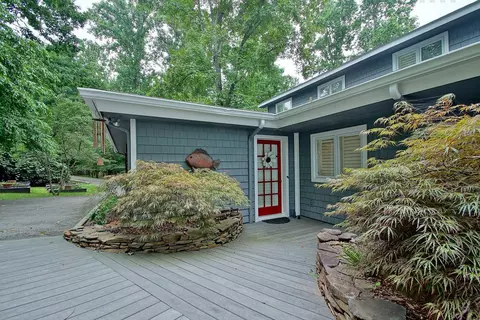 749 Dodee Ln, Union Hall, VA 24176 photo 3