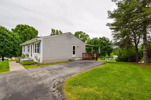 201 Crestbourne Dr, Goodview, VA 24095 photo 18