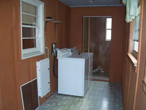 902 Spring St, Iron Gate, VA 24448 photo 11