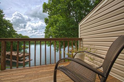 74 Windlass Pointe Dr, Moneta, VA 24121 photo 17