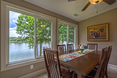 74 Windlass Pointe Dr, Moneta, VA 24121 photo 4