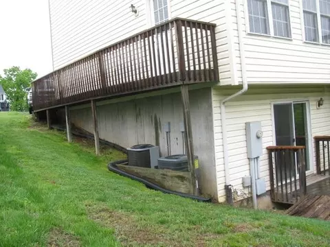 212 Eugene Dr NW, Roanoke, VA 24017 photo 3