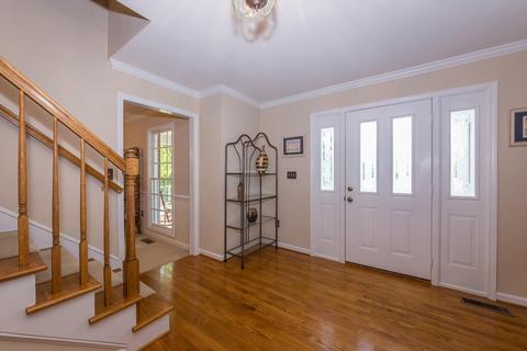 2180 Stone Mill Dr, Salem, VA 24153 photo 2