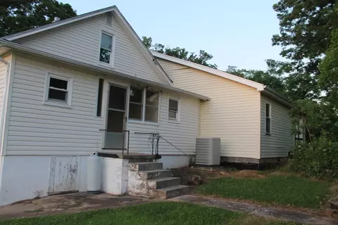 3764 Spradlin Rd, Goodview, VA 24095 photo 5