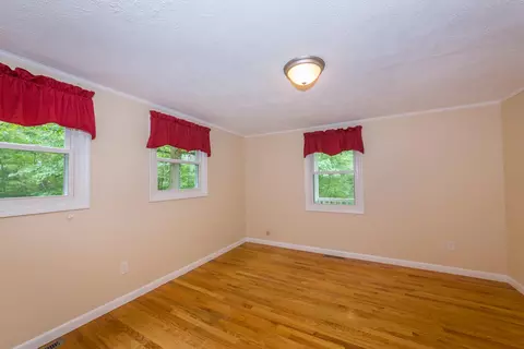4145 Bugle Ln, Salem, VA 24153 photo 9