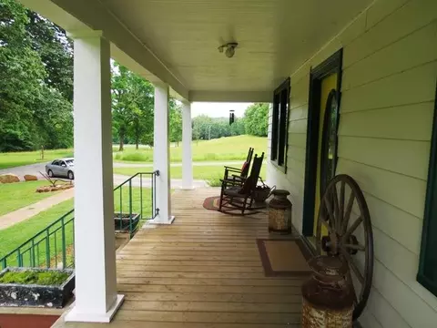 5731 Irisburg Rd, Axton, VA 24054 photo 4