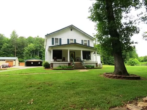 5731 Irisburg Rd, Axton, VA 24054 photo 2