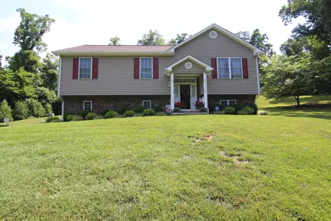 1424 Old Station Loop, Hardy, VA 24101 photo 1
